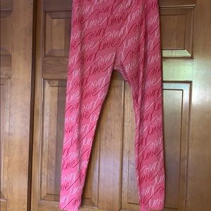 Lularoe Women’s TC Pink Love Leggings